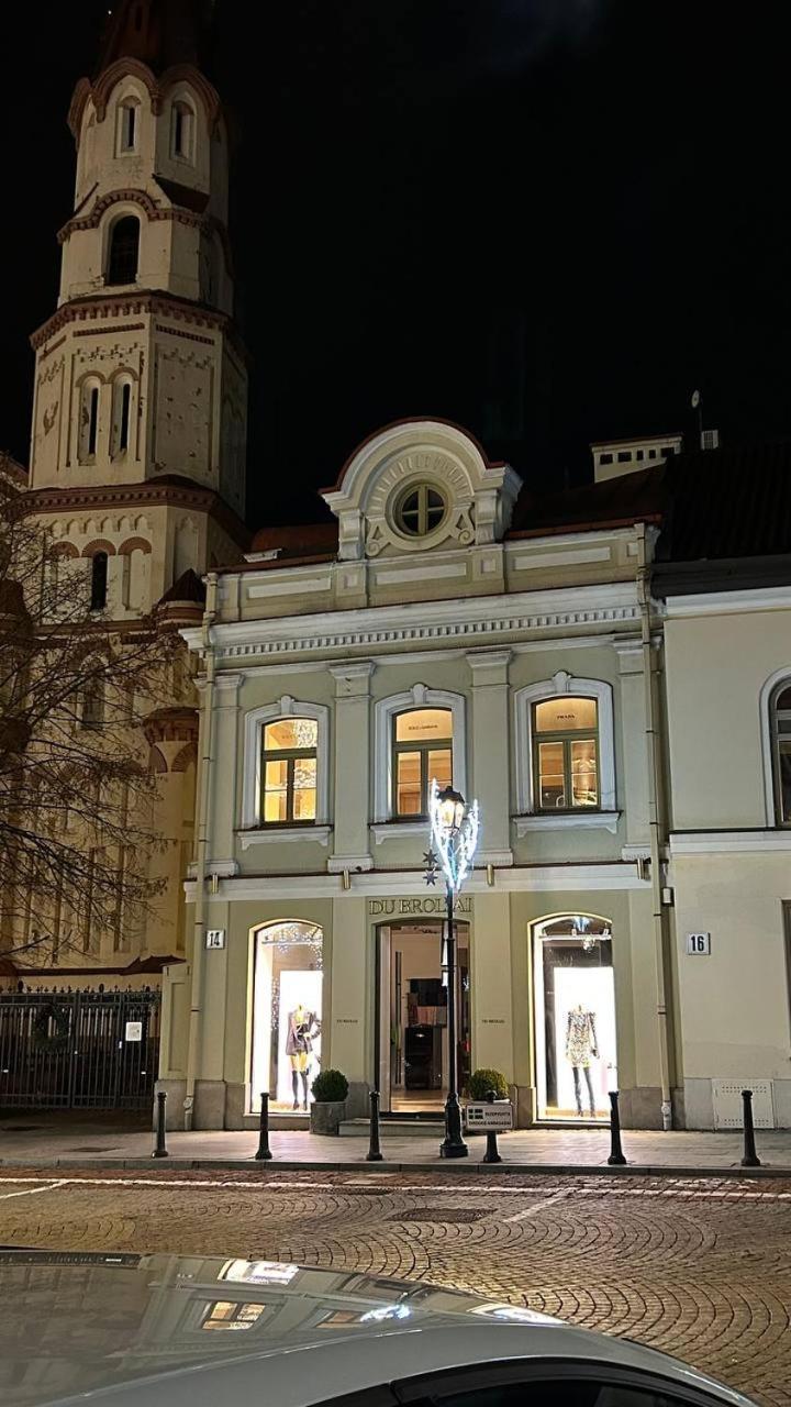 Vilnius Town Square Apartments Self Check-In 24H By H&H Bagian luar foto